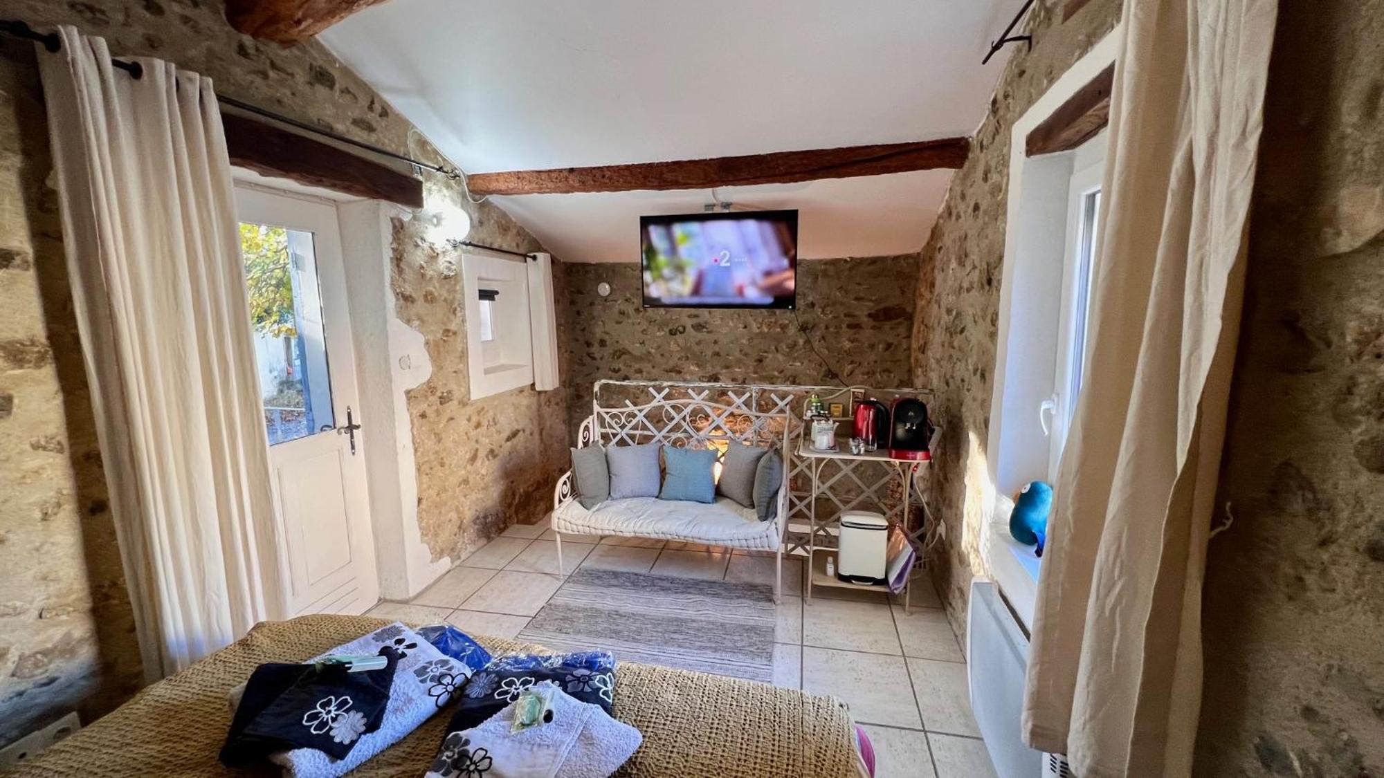 Chambre d'hôtes LOU PATACLET Charols Exterior foto